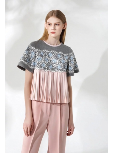 新藝術運動 Art Nouveau Collection - 蕾絲壓褶拼接上衣 / 粉色九分窄管褲