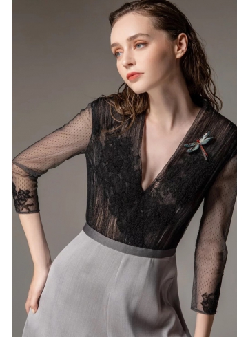 城市戰士系列 -  V領蕾絲拼接褲裙連身洋裝