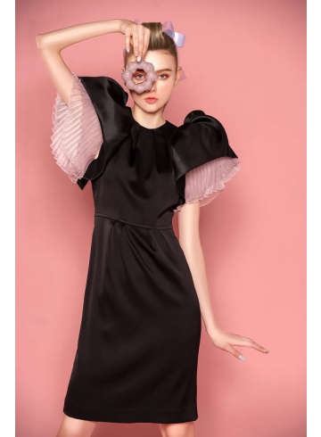 我型我塑系列 - 可拆式內袖黑洋裝(附可換內袖)