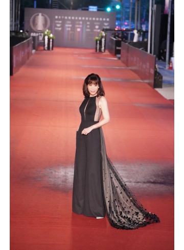 金鐘／紅毯女星褲裝登場