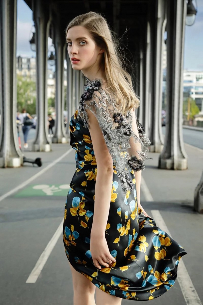 杜樂麗 Jardin des Tuileries Colle-珠花披肩 / 平口黑底花洋裝