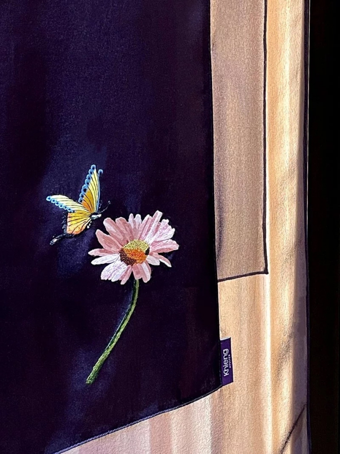 京繡蝶戀花雙色絲巾