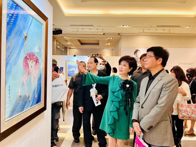 白嘉莉／Khieng COUTURE 荷葉墜飾商務洋裝