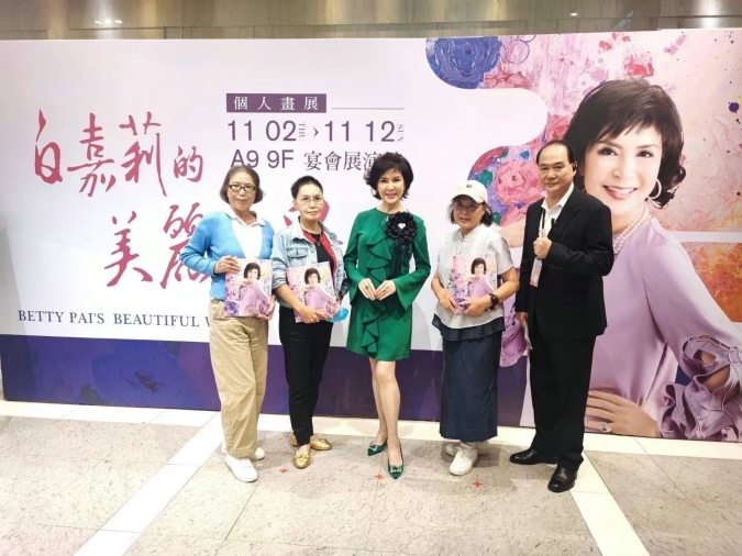 白嘉莉／Khieng COUTURE 荷葉墜飾商務洋裝